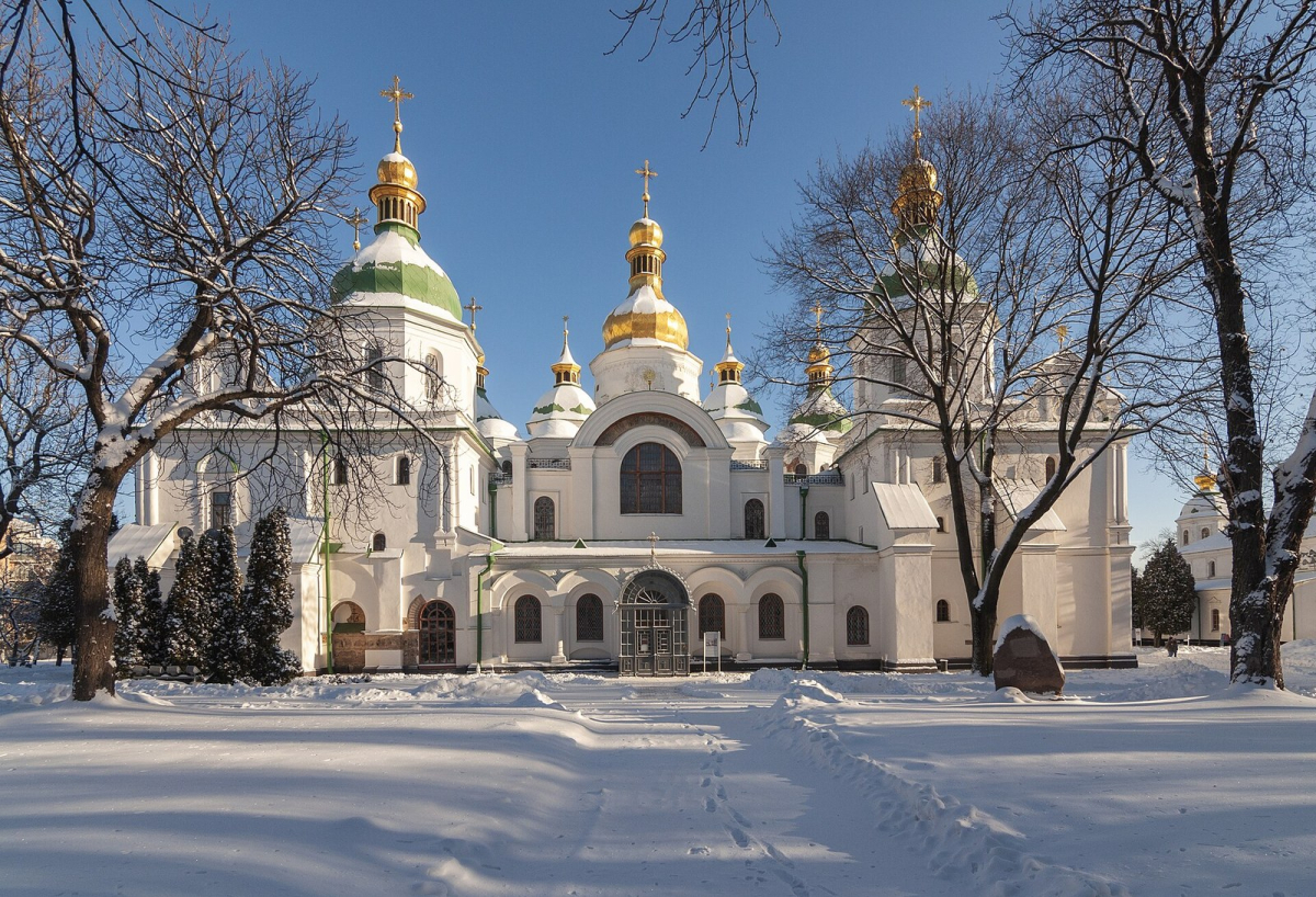 Snow around the Saint Sophia complex in Kyiv in December 2016 Snow around the Saint Sophia complex in Kyiv in December 2016