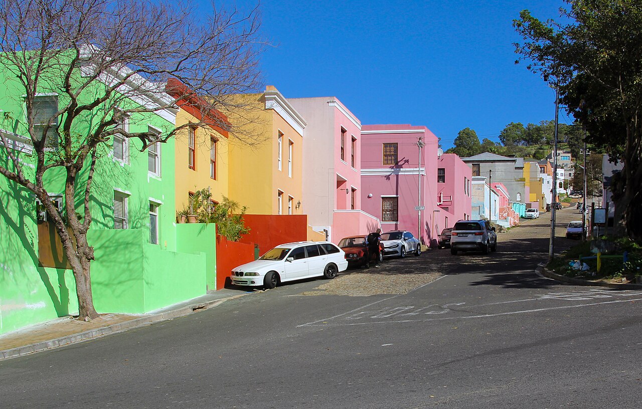 Colourful houses in Pentz Street in Bo-Kaap Colourful houses in Pentz Street in Bo-Kaap