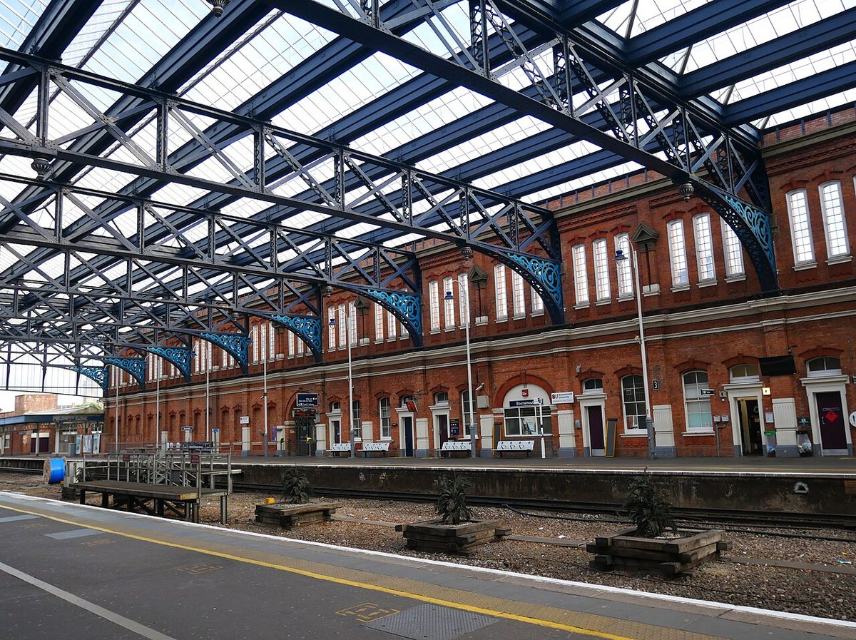 The interior of Bournemouth railway station The interior of Bournemouth railway station