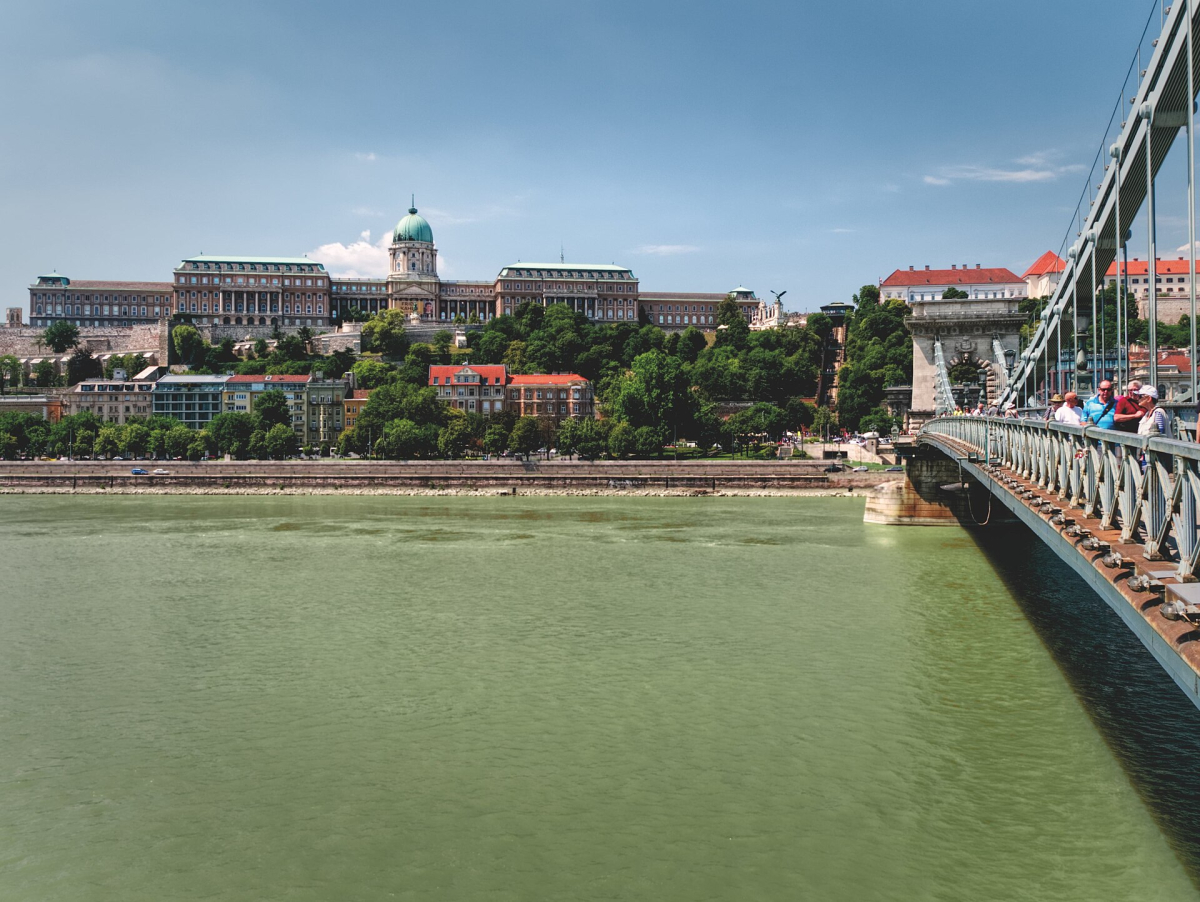 Chain Bridge with the Royal Palace of Buda Castle Chain Bridge with the Royal Palace of Buda Castle