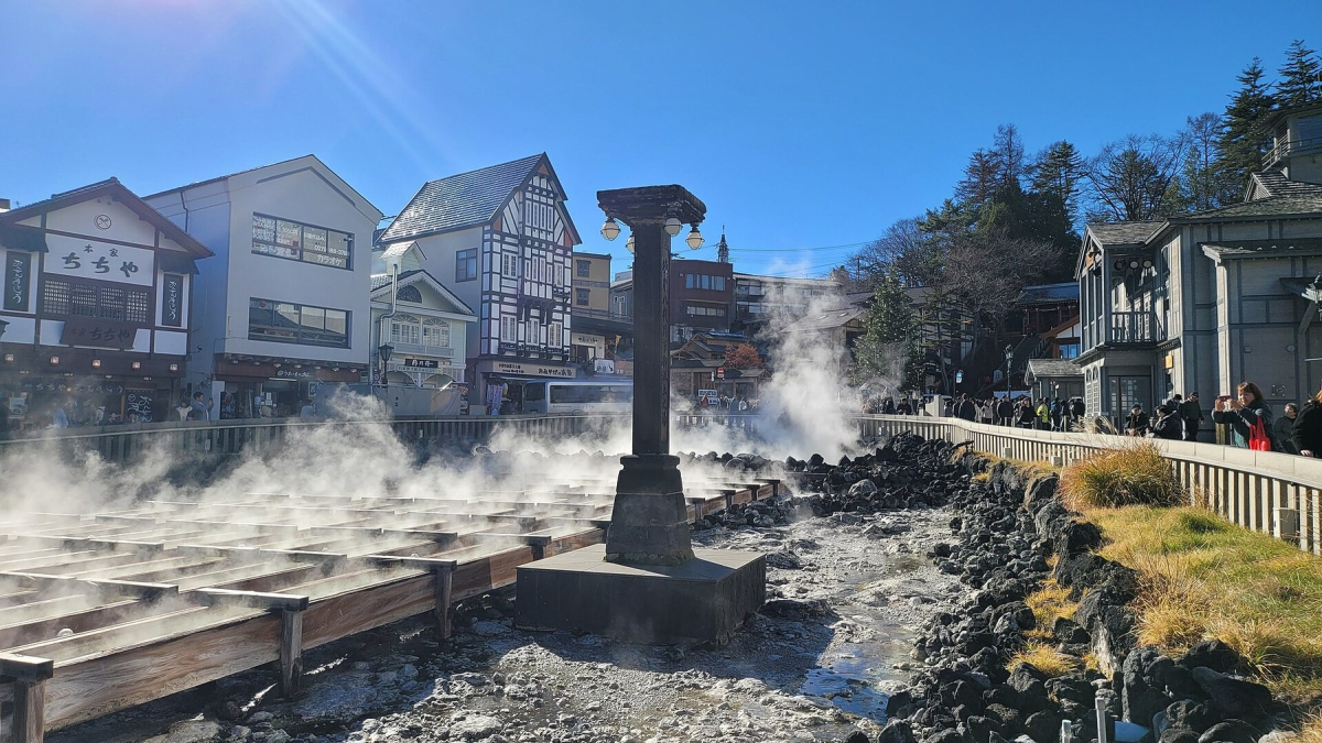 Hot-spring water and the town setting at Kusatsu Hot-spring water and the town setting at Kusatsu