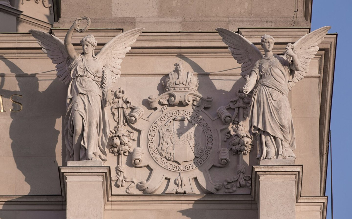 Sculptural detail on the Kunsthistorisches Museum façade Sculptural detail on the Kunsthistorisches Museum façade