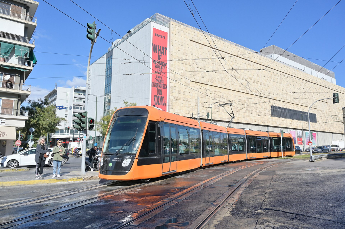 A modern Athens tram in 2024. A modern Athens tram in 2024.