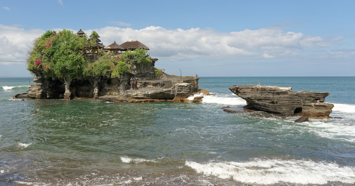 Tanah Lot temple on Bali’s west coast. Tanah Lot temple on Bali’s west coast