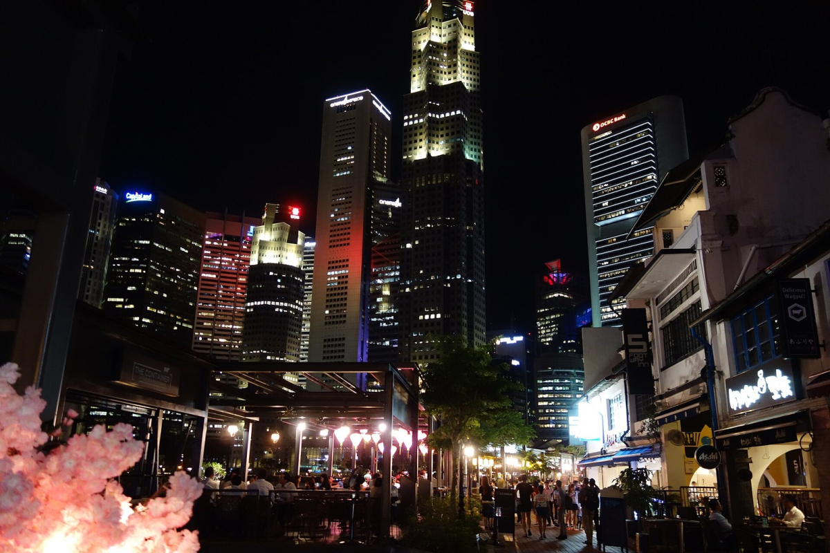 Boat Quay and the Singapore River at night