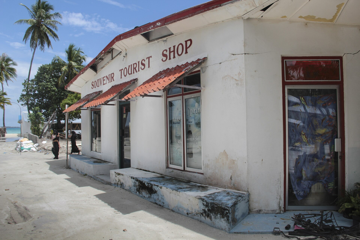 A souvenir shop on Maafushi A souvenir shop on Maafushi