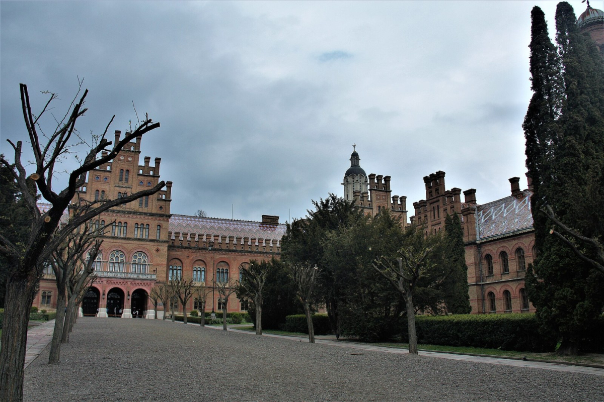 Courtyard and buildings of the former Metropolitans’ Residence in Chernivtsi Courtyard and buildings of the former Metropolitans’ Residence in Chernivtsi