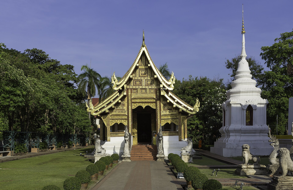 Wat Phra Singh and its courtyard in Chiang Mai's old city Wat Phra Singh and its courtyard in Chiang Mai's old city