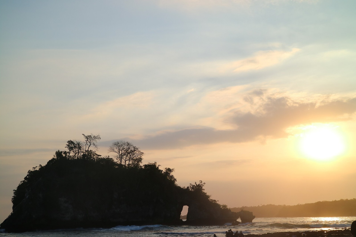 Crystal Bay on Nusa Penida. Crystal Bay on Nusa Penida