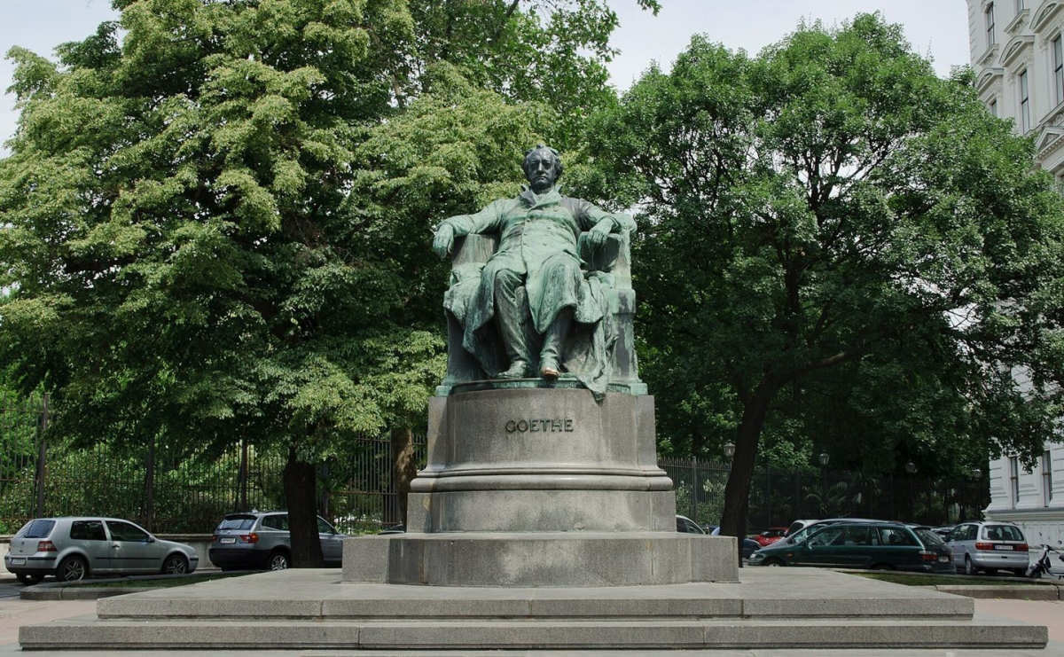 The seated Goethe monument beside Vienna’s Ringstrasse The seated Goethe monument beside Vienna’s Ringstrasse