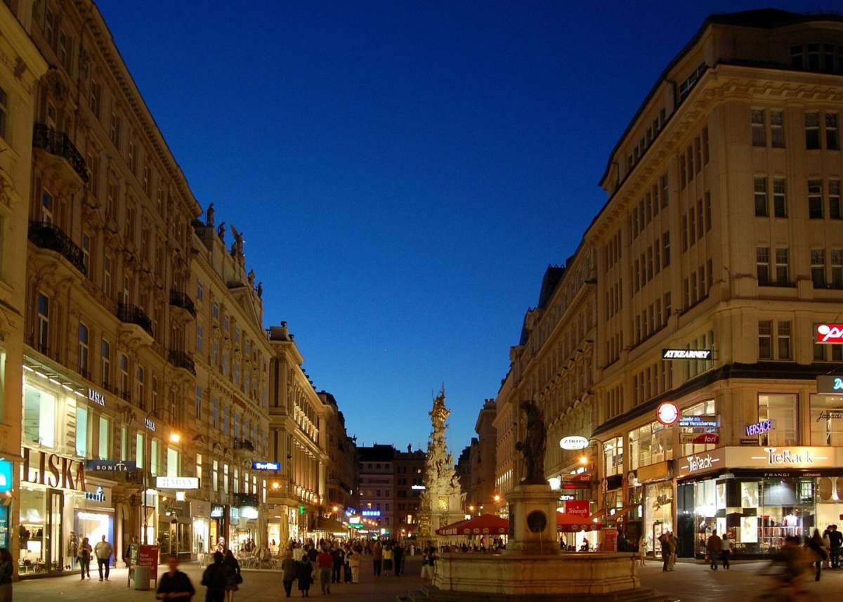 Shops along Graben in Vienna after dark Shops along Graben in Vienna after dark
