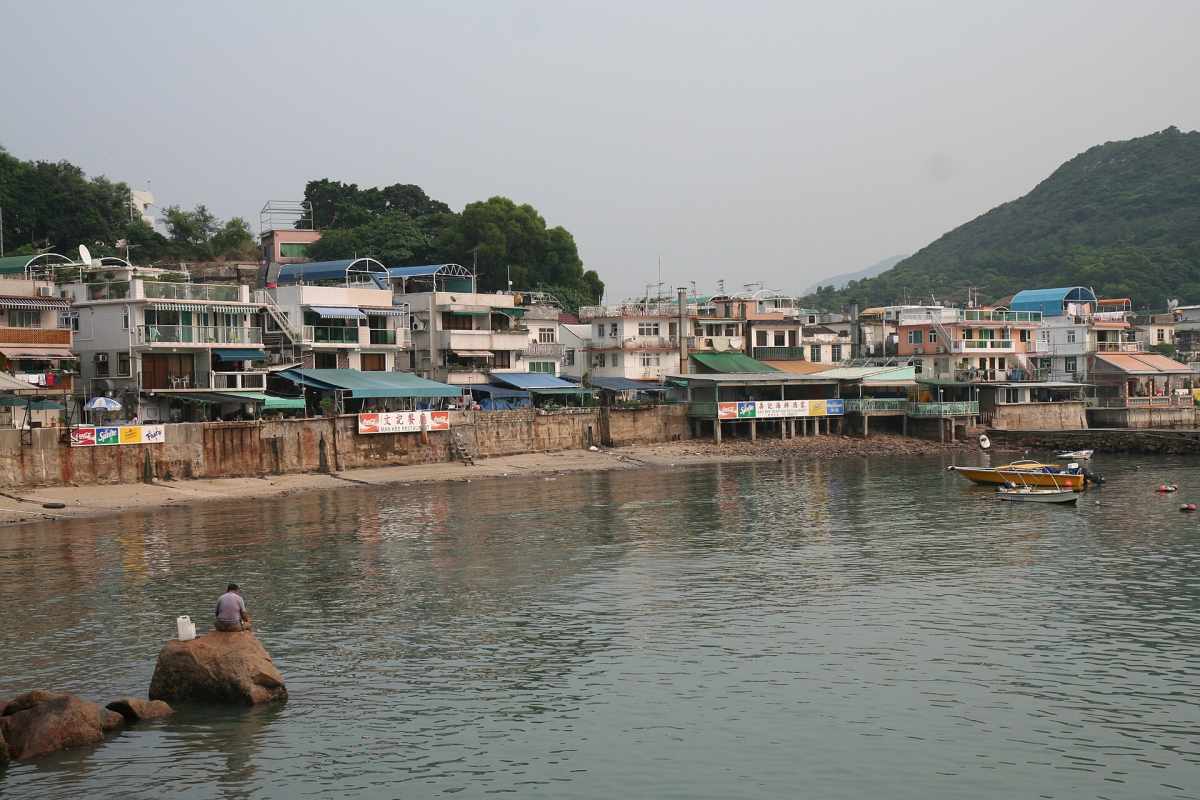 The harbour setting on Lamma Island. The harbour setting on Lamma Island.