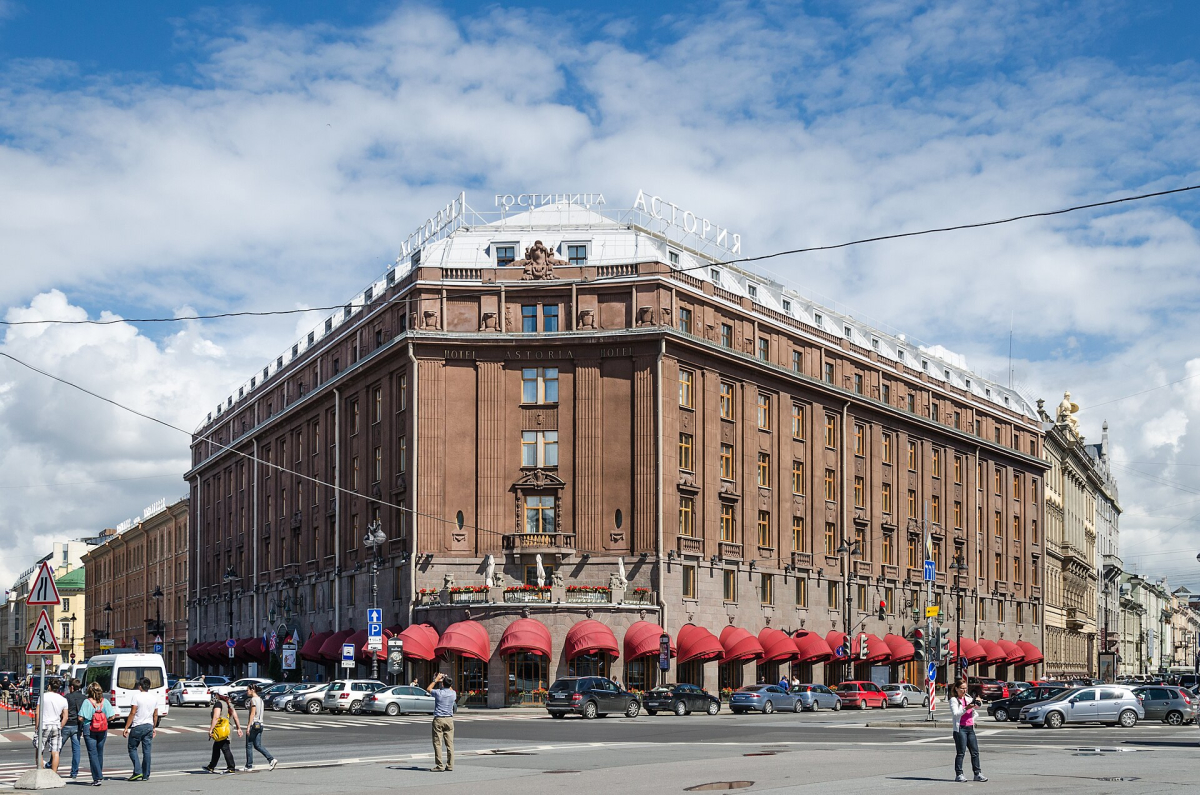 Hotel Astoria beside Saint Isaac’s Square in Saint Petersburg Hotel Astoria beside Saint Isaac’s Square in Saint Petersburg