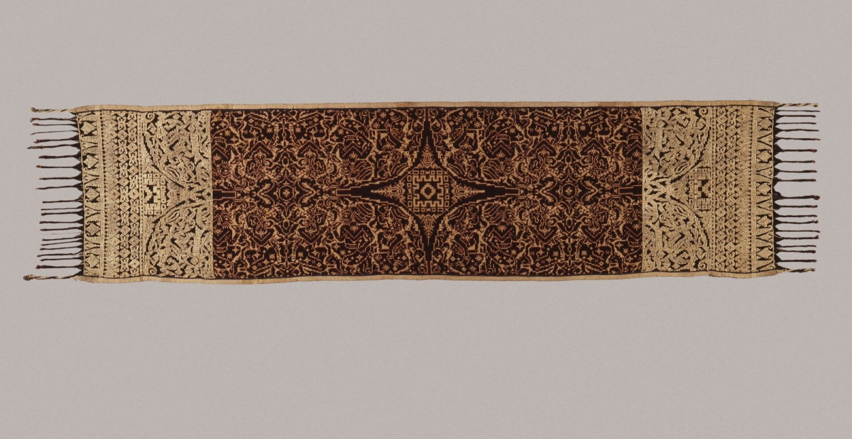 A nineteenth-century geringsing ceremonial textile from Tenganan in east Bali, held by LACMA. Historical collection object; this does not show current shop stock. A nineteenth-century geringsing ceremonial textile from Tenganan in east Bali, held by LACMA