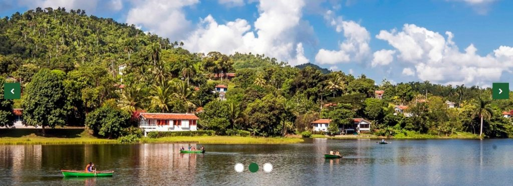 Las Terrazas eco-village with lake and green hills