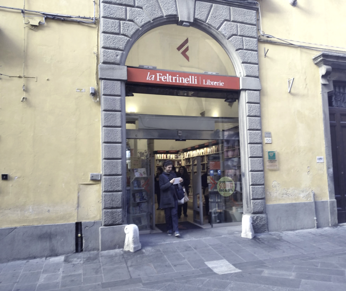 The Feltrinelli bookshop in Pisa in January 2020; a bookshop setting, not a guarantee of current stock or opening.