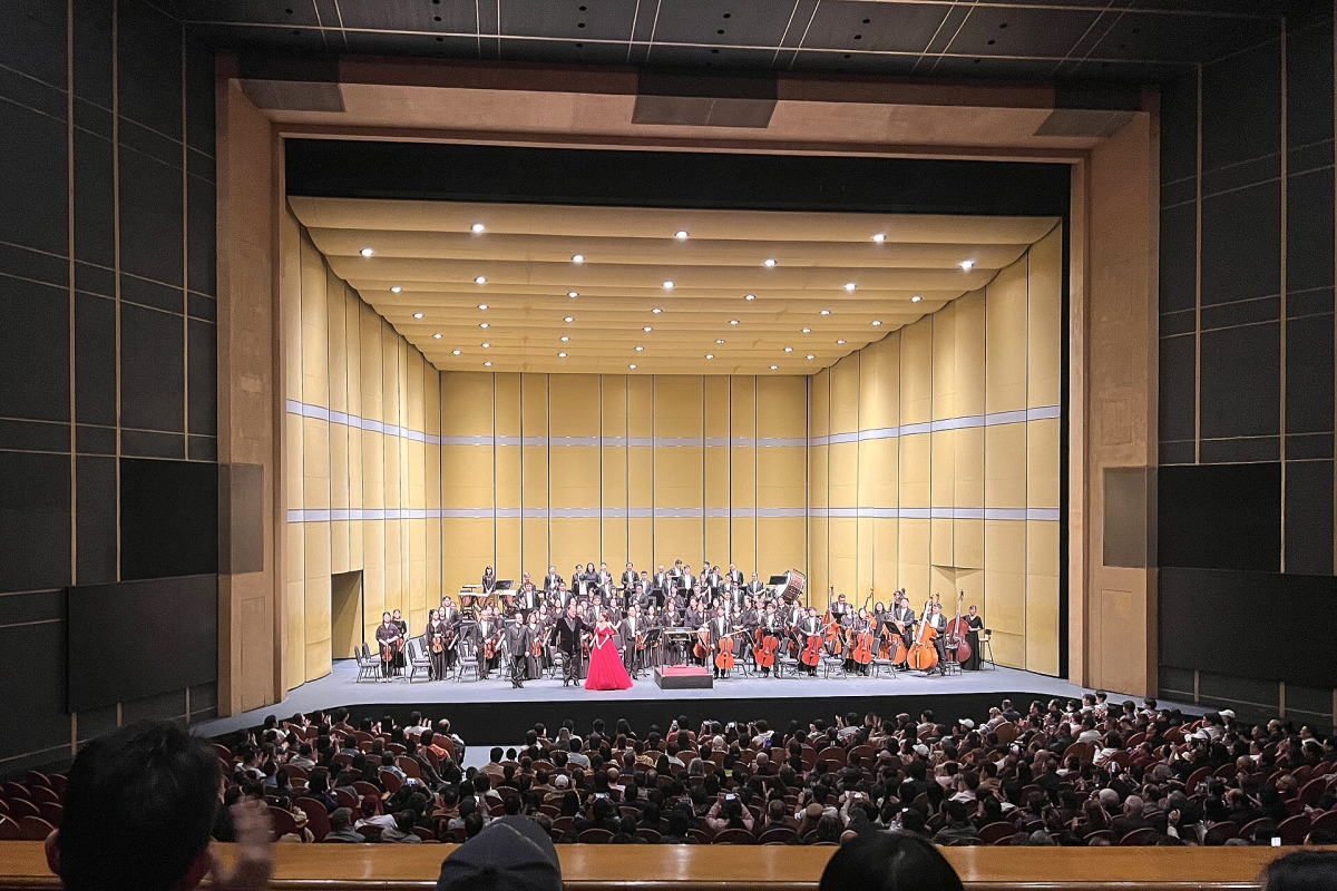 A concert in Shanghai Grand Theatre in October 2025 A concert in Shanghai Grand Theatre in October 2025