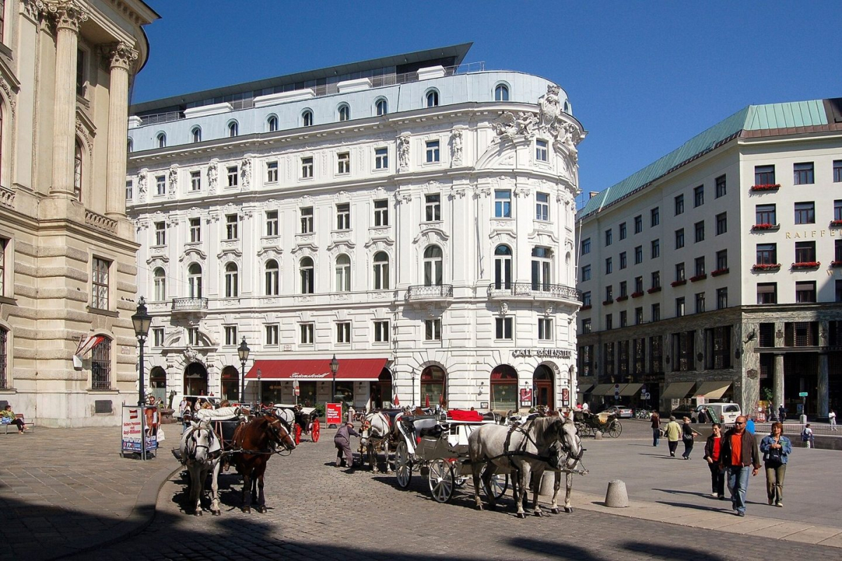 Michaelerplatz and its surrounding buildings Michaelerplatz and its surrounding buildings