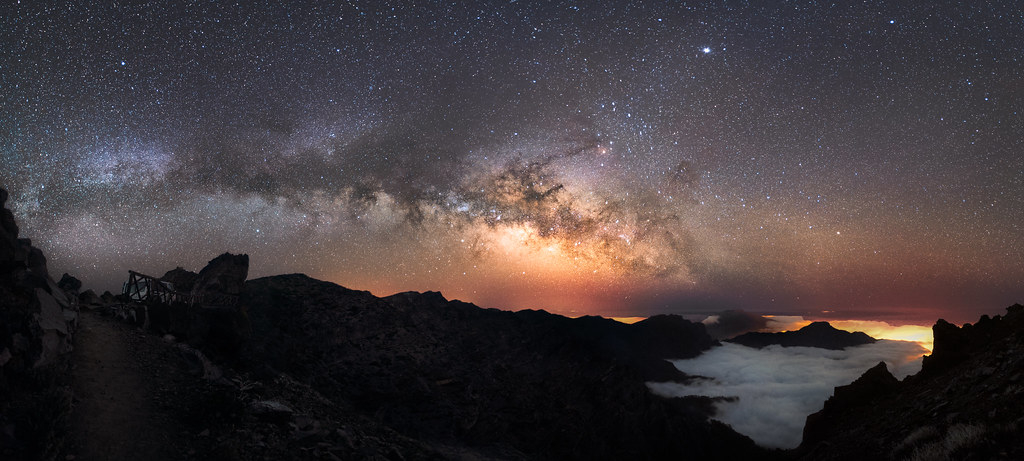 Milky Way over Caldera de Taburiente in La Palma