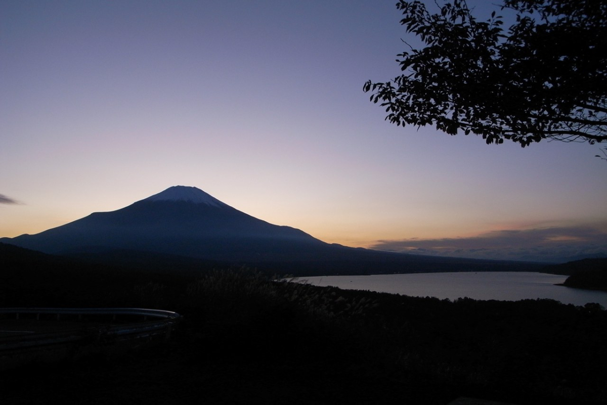 Mount Fuji and Lake Yamanaka in changing light