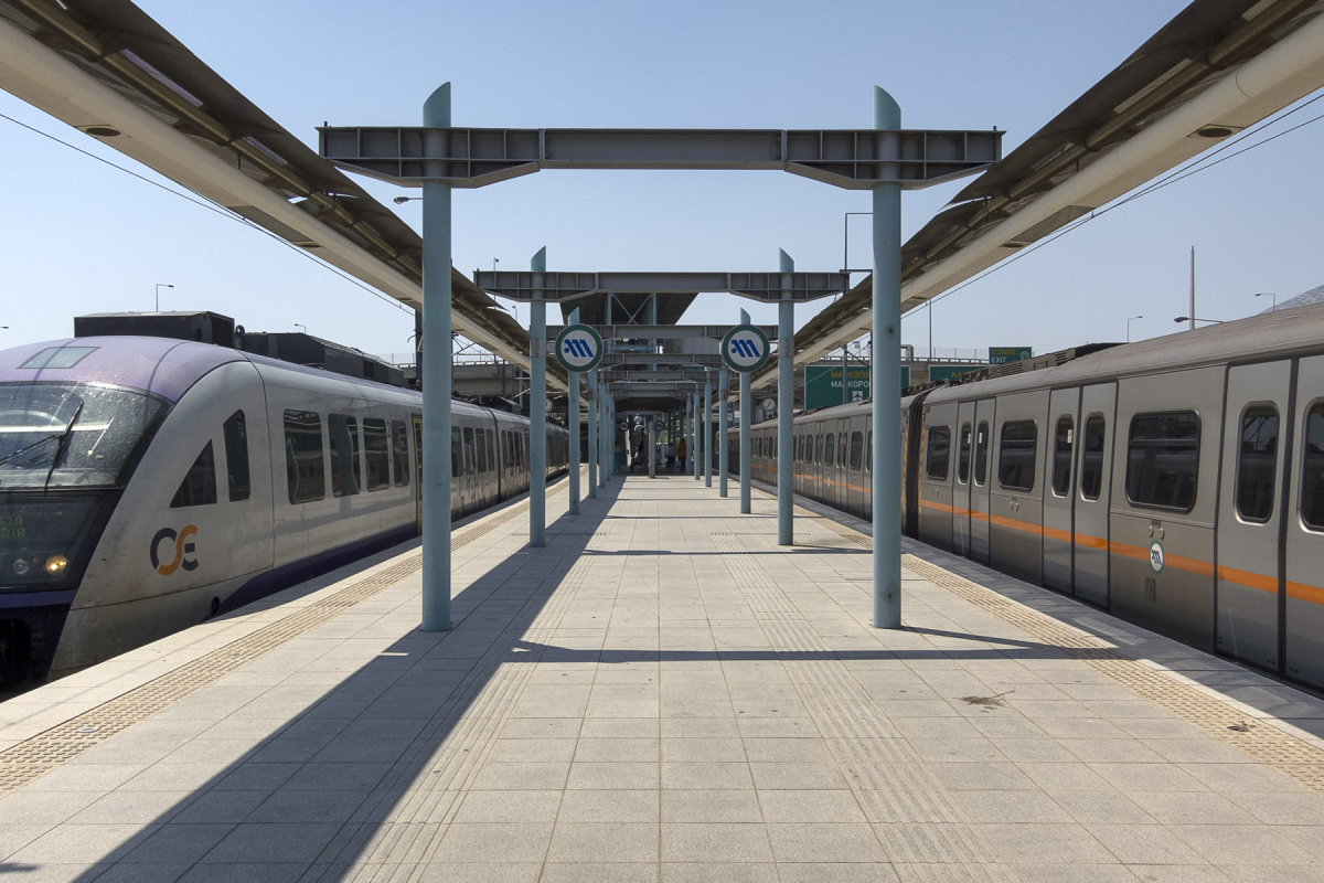 The metro platforms at Paiania–Kantza station; check current access with the operator. The metro platforms at Paiania–Kantza station; check current access with the operator.
