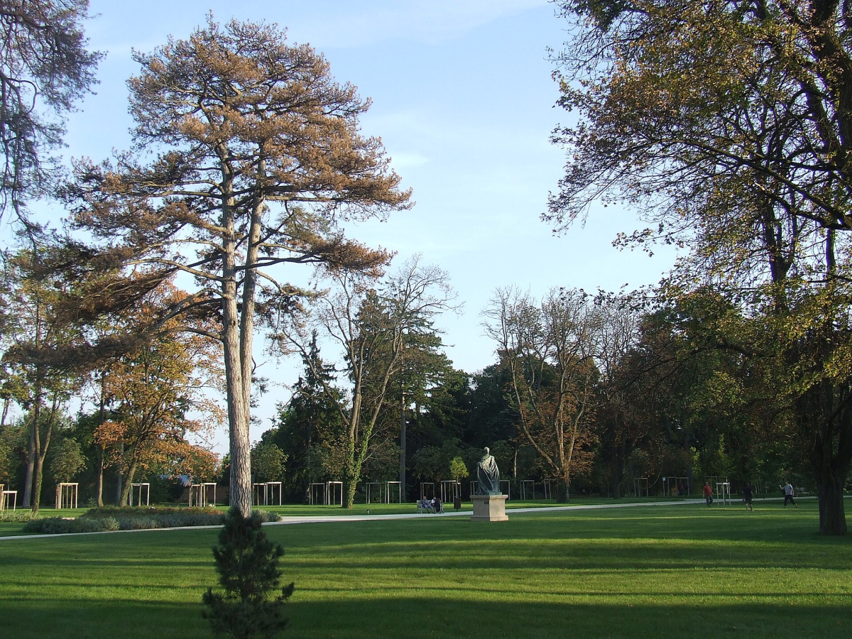 Gardens in the grounds of the Royal Palace of Gödöllő Gardens in the grounds of the Royal Palace of Gödöllő