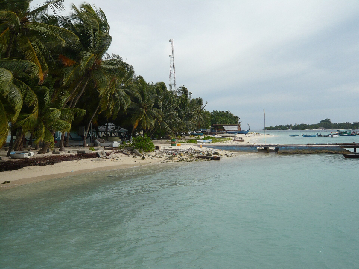 The pier at Rasdhoo The pier at Rasdhoo