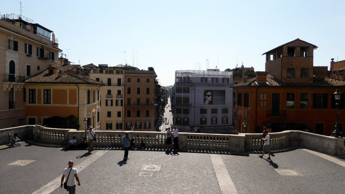 Spanish Steps and surrounding pedestrian space Spanish Steps and surrounding pedestrian space