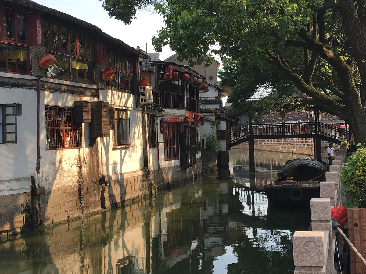 Canals and bridges in Zhujiajiao Canals and bridges in Zhujiajiao