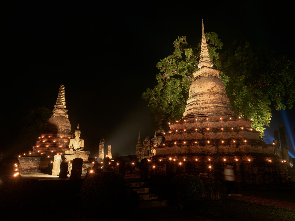 Loy Krathong at Sukhothai Historical Park, November 2024 Illuminated Wat Mahathat ruins at Sukhothai during Loy Krathong in 2024