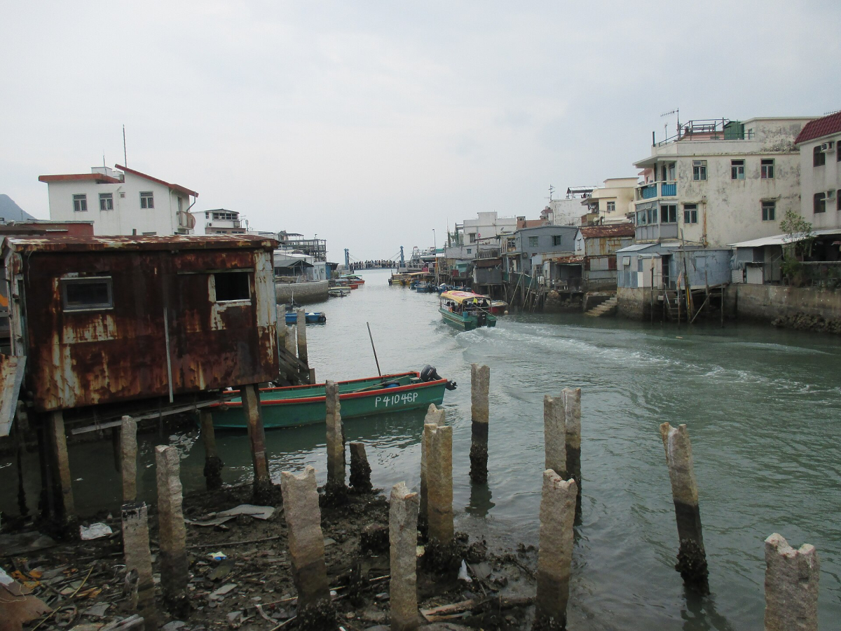 Stilt houses beside Tai O’s waterway. Stilt houses beside Tai O’s waterway.