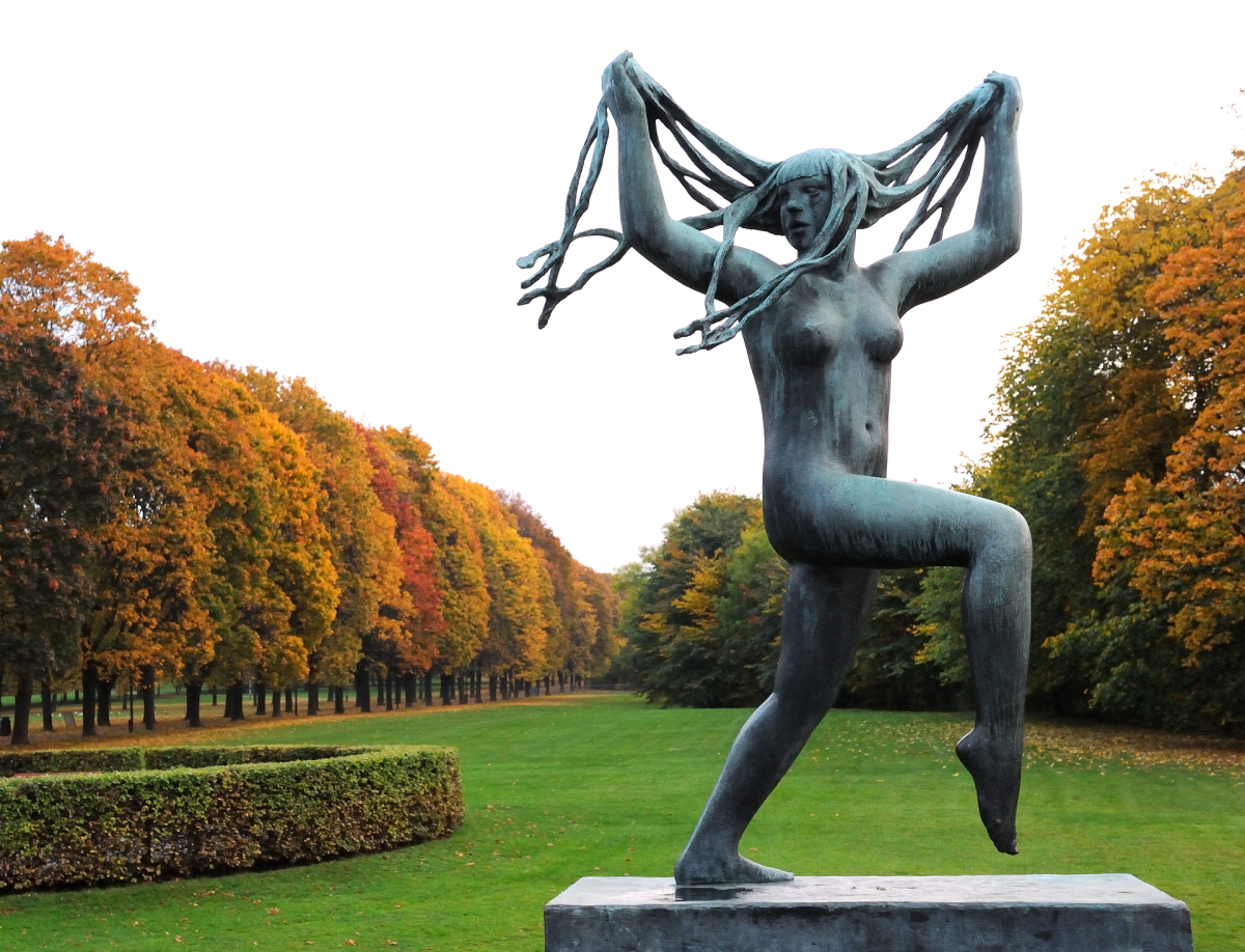 Autumn foliage and a Vigeland sculpture in Frogner Park, photographed on 5 October 2014. Colour timing varies each year.