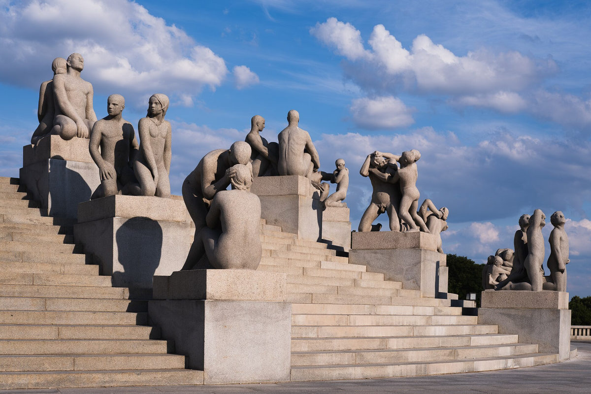 Granite sculpture groups on the steps around the Monolith plateau.