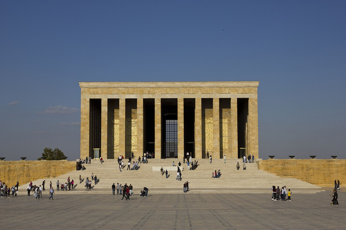Visitors on the steps in front of the Anıtkabir mausoleum in Ankara