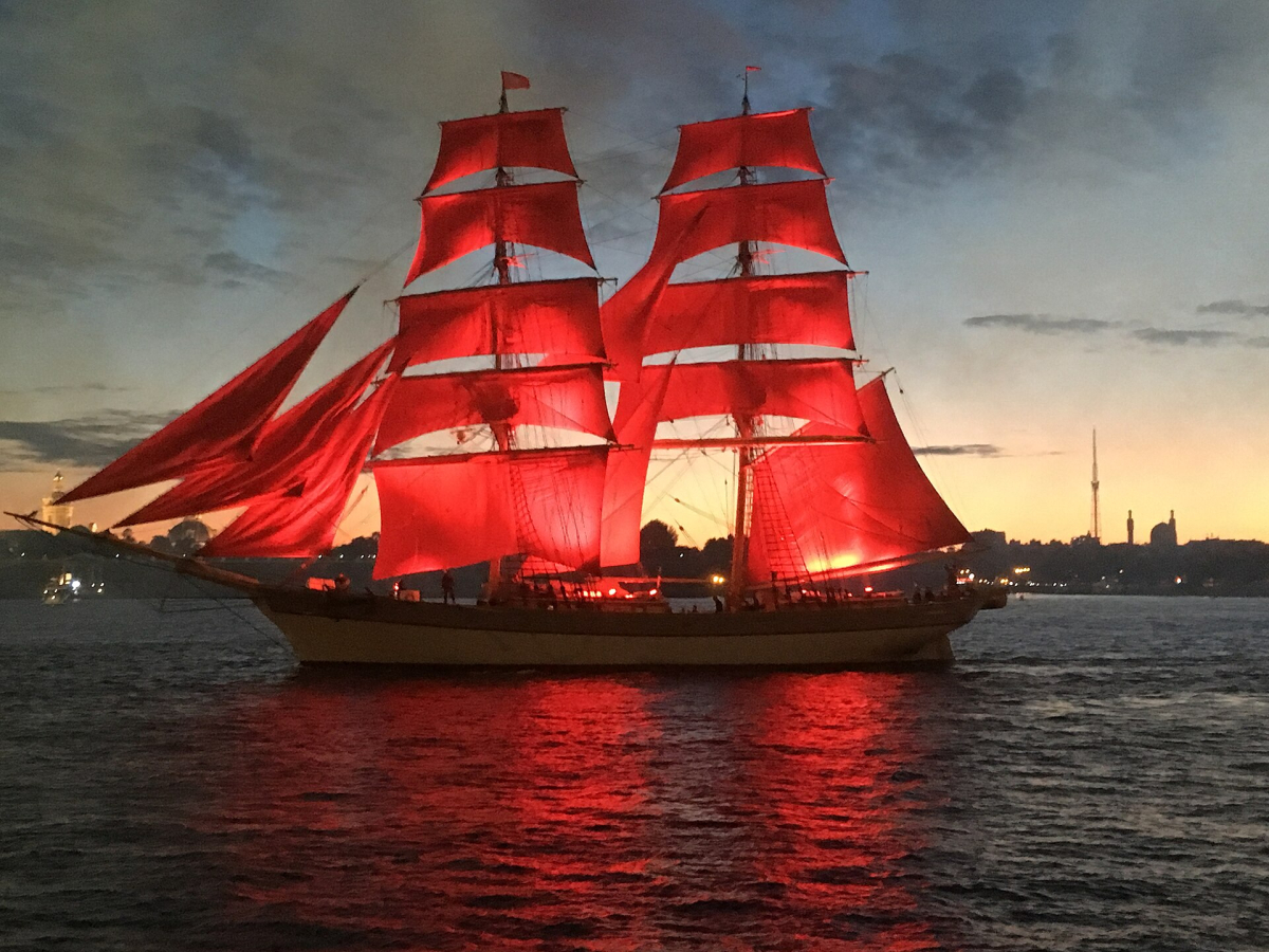 Illuminated red-sailed ship at Scarlet Sails in 2017 Illuminated red-sailed ship at Scarlet Sails in 2017