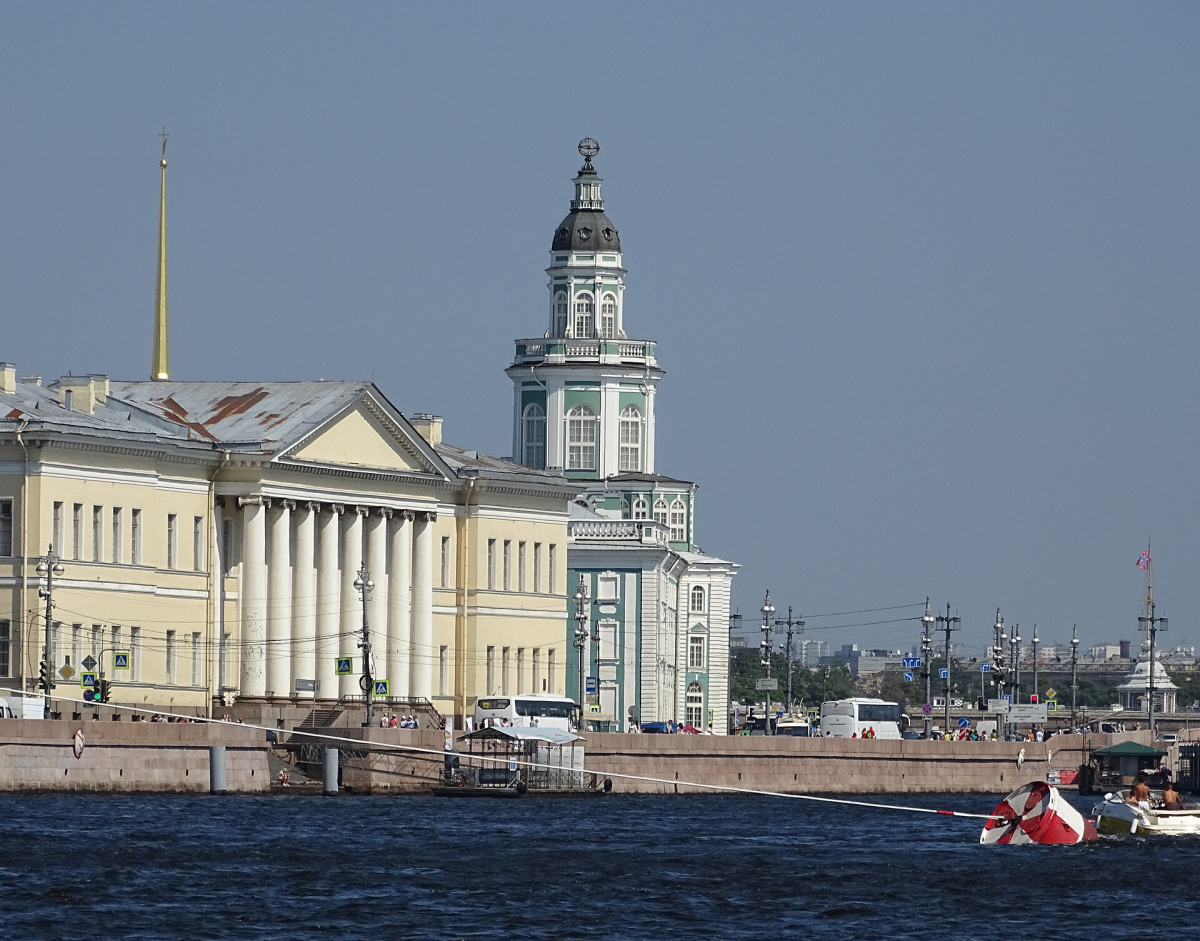 Kunstkamera building viewed from the Neva Kunstkamera building viewed from the Neva