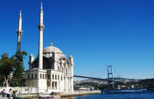 Ortakoy Mosque &amp; Bosphorus Bridge, Istanbul, Turkey